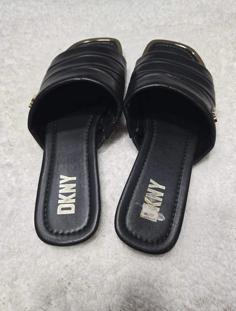 DKNY Black Sandals With Gold Accent Trim Sz 7.5